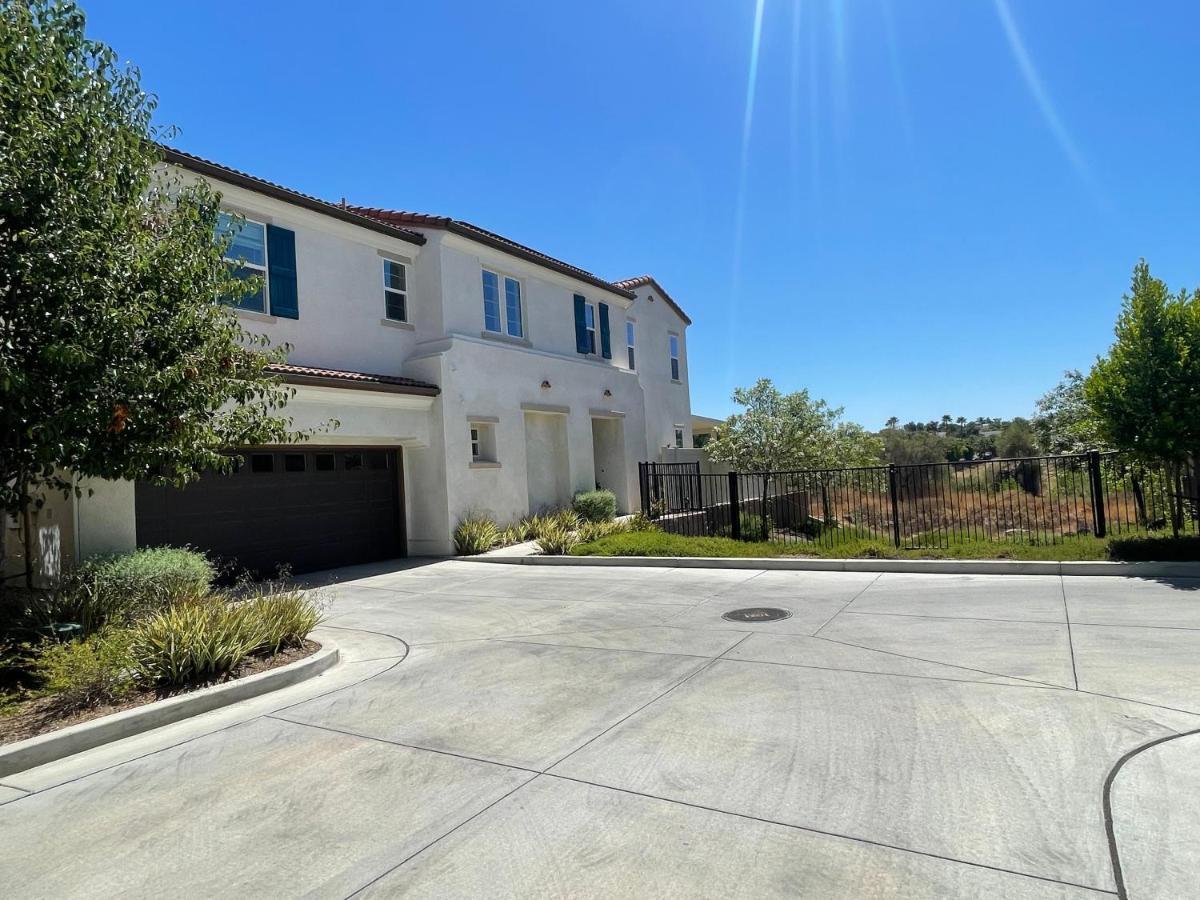 Spacious And Modern Home Near Temecula Wineries Муриета Екстериор снимка